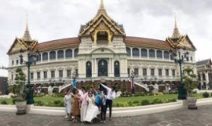 年度旅游